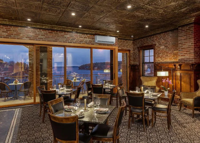 Rockport Harbor Hotel